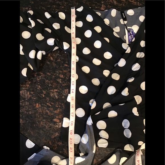 Polka Dot 3qtr Bubble Sleeve Wrap blouse - Picture 10 of 10